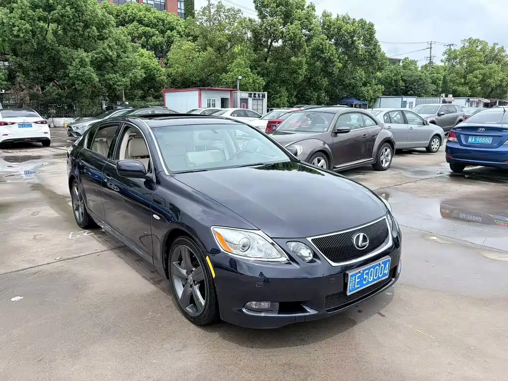 Lexus GS — миниатюра 2
