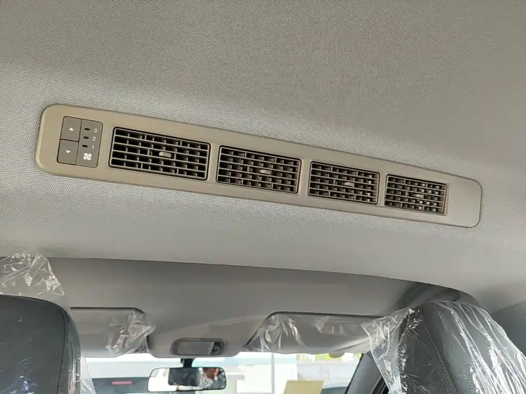 Wuling Hongguang EV — миниатюра 18