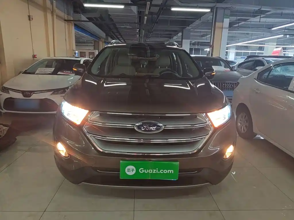 Ford Edge — миниатюра 3