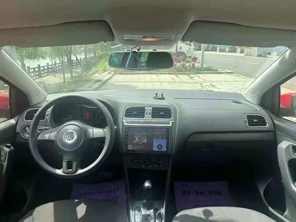 Volkswagen Polo — миниатюра 9