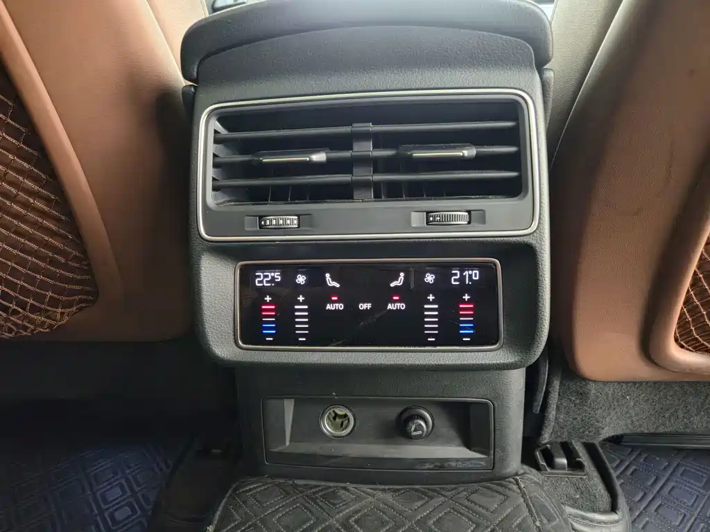 Audi Q7 — миниатюра 19
