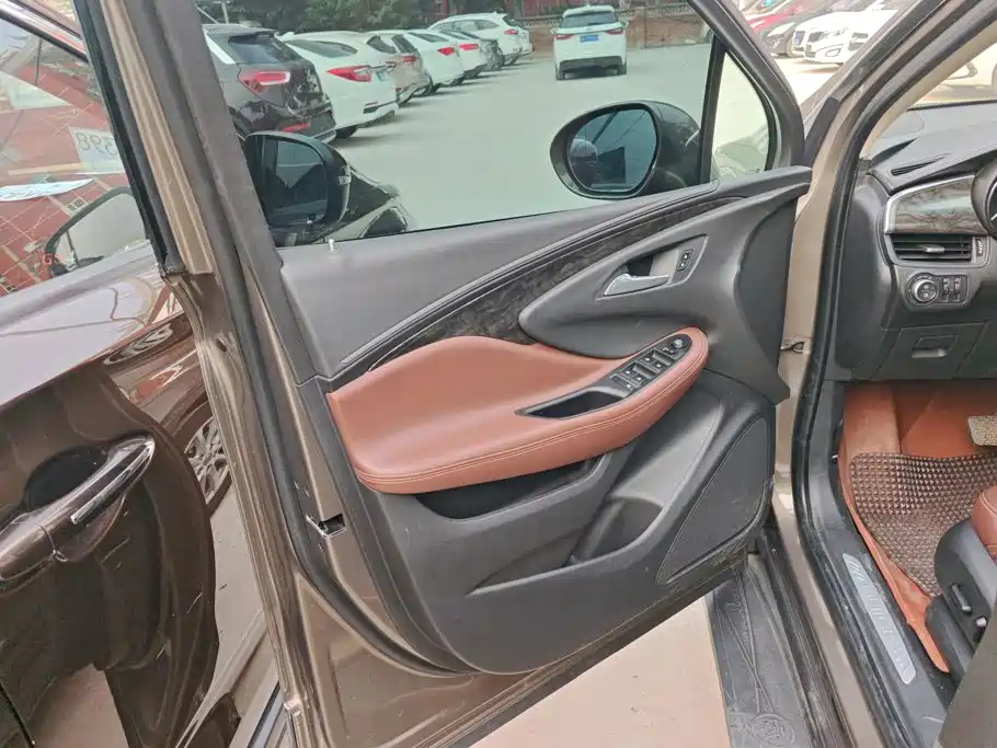 Buick Envision Plus — миниатюра 7