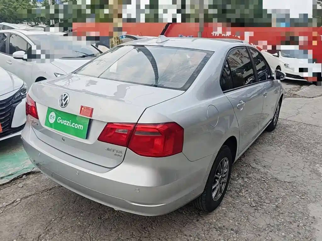 Volkswagen Jetta — миниатюра 7