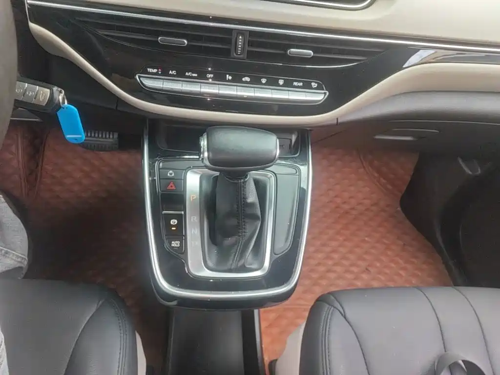 GAC Motor Trumpchi M6 — миниатюра 14