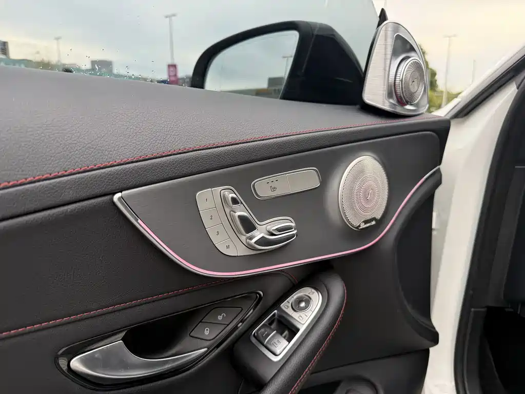 Mercedes-Benz C-Class (Import) — миниатюра 8