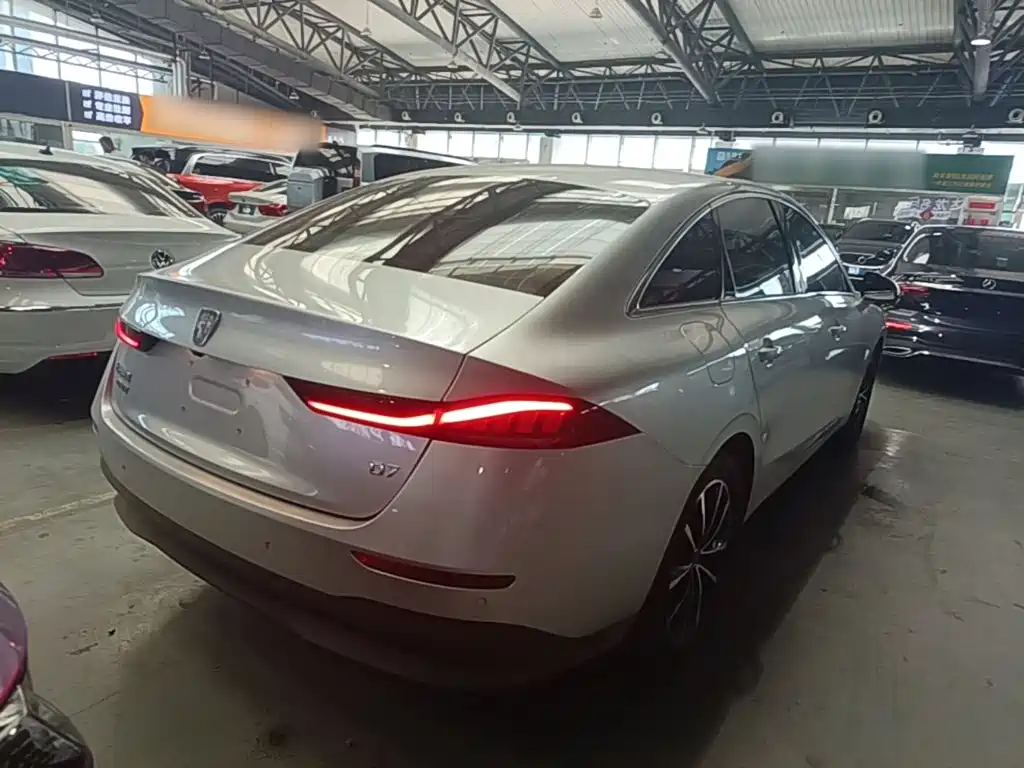 Roewe D7 — миниатюра 7