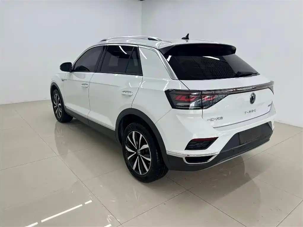 Volkswagen T-Roc 2023 280TSI DSG