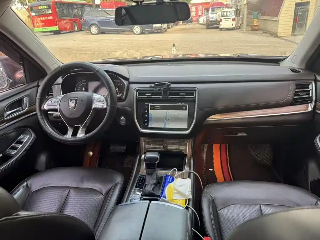Roewe RX8 — миниатюра 9