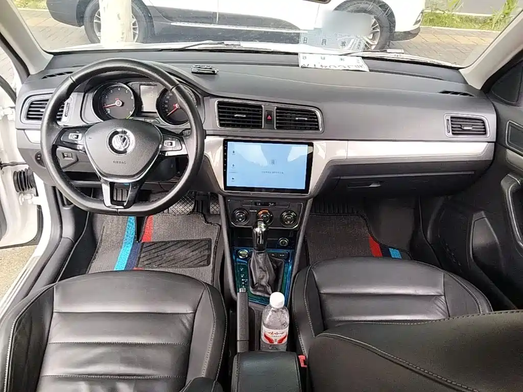Volkswagen Lavida — миниатюра 10