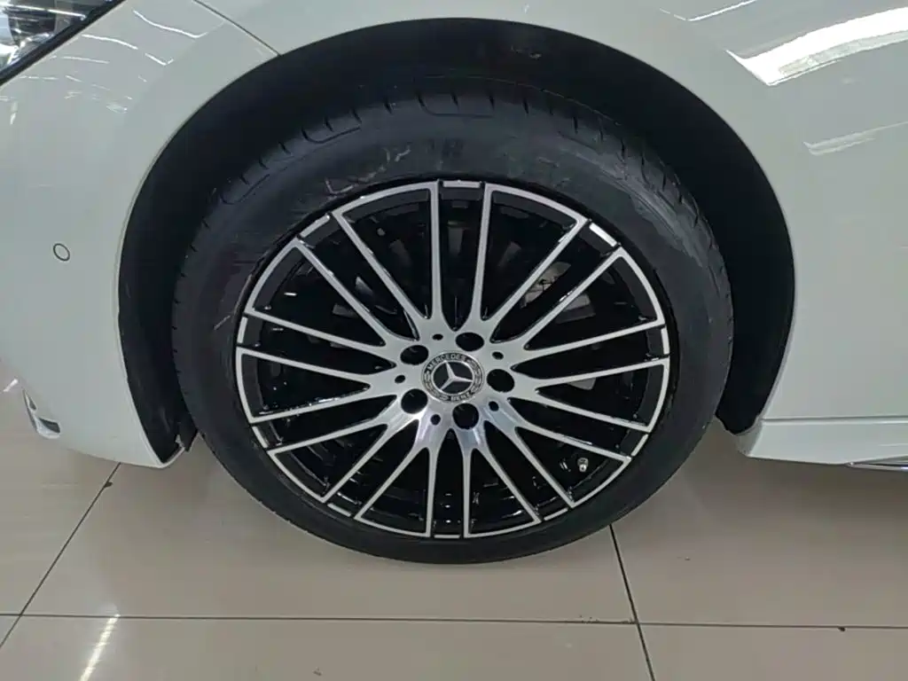 Mercedes-Benz C-Class — миниатюра 23