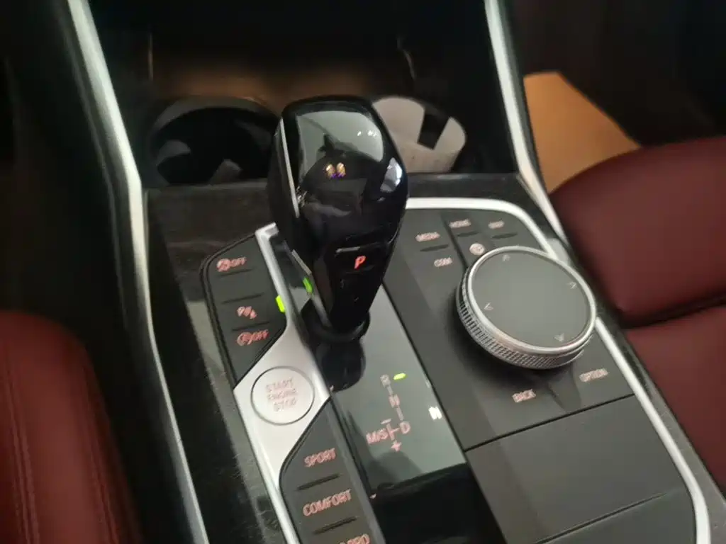 BMW 3 Series — миниатюра 14