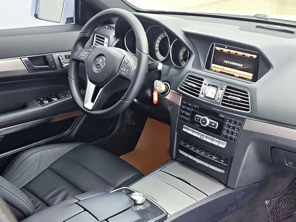 Mercedes-Benz E-Class (Import) — миниатюра 13