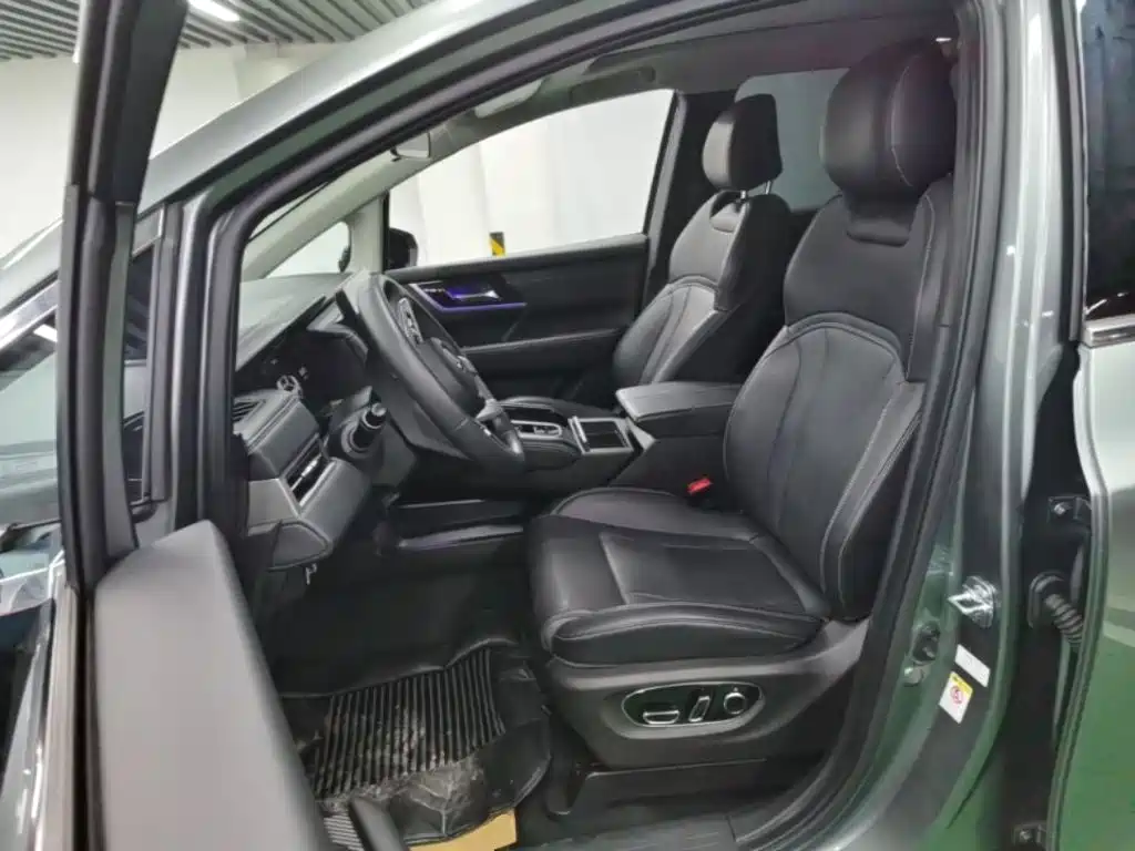 Mitsubishi AIRTREK — миниатюра 15