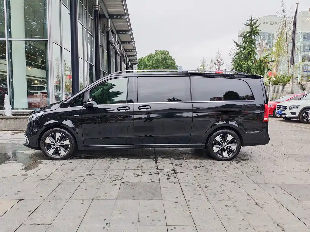 Mercedes-Benz V-Class — миниатюра 4