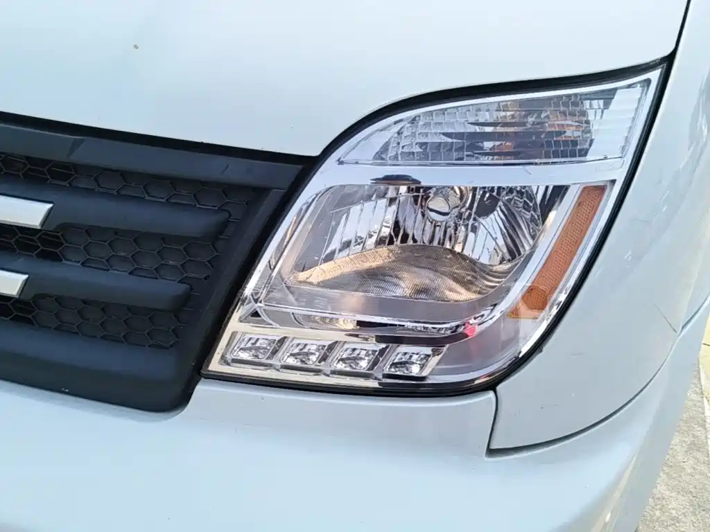 MAXUS V80 — миниатюра 24