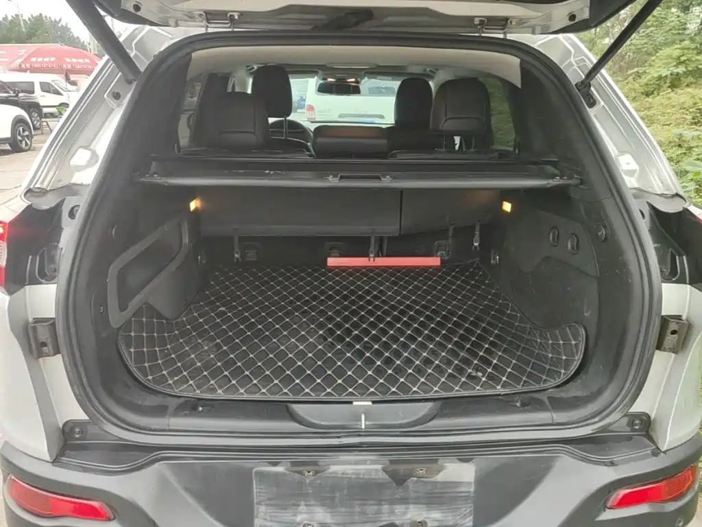 Jeep Cherokee — миниатюра 19