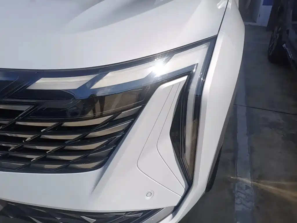 Geely Boyue L — миниатюра 24