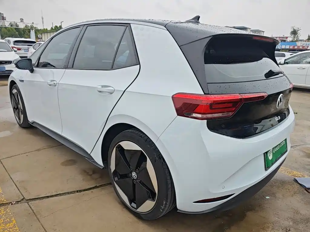Volkswagen ID.3 — миниатюра 5