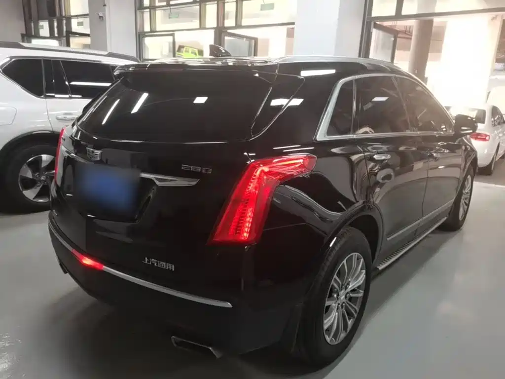 Cadillac XT5 — миниатюра 7