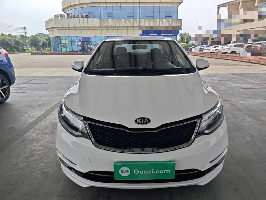 Kia K2 2015 1.4L MT GLS