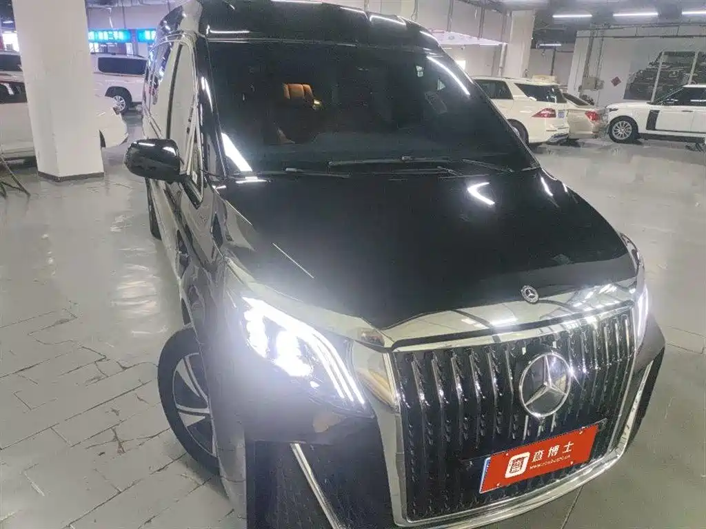 Mercedes-Benz Vito 2025 2.0T AT