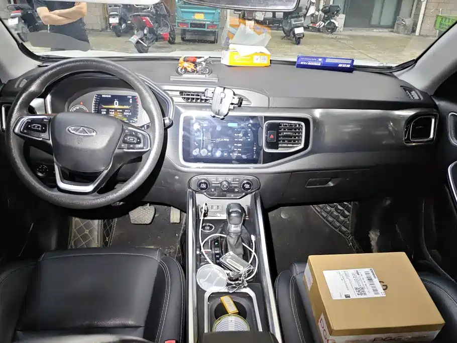 Chery Tiggo 8 — миниатюра 12