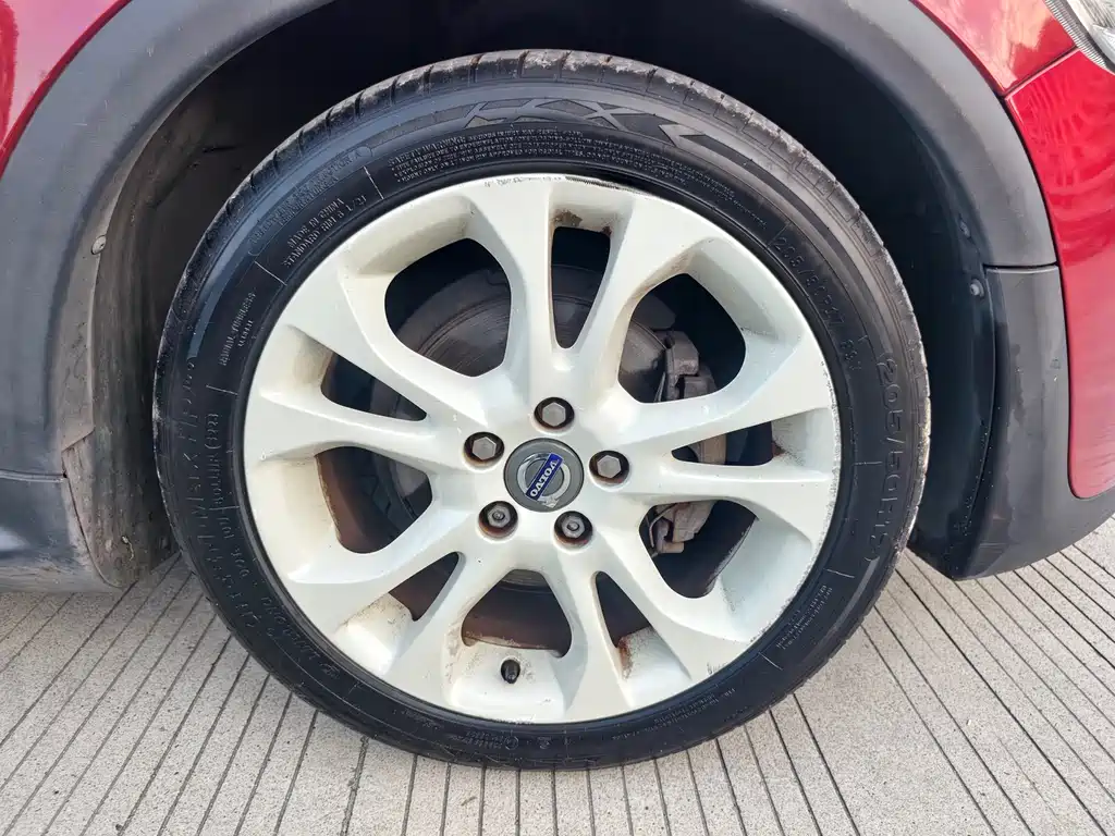 Volvo C30 — миниатюра 13