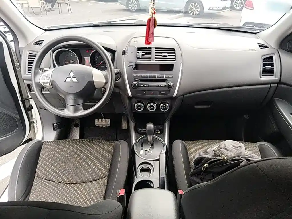 Mitsubishi ASX — миниатюра 10
