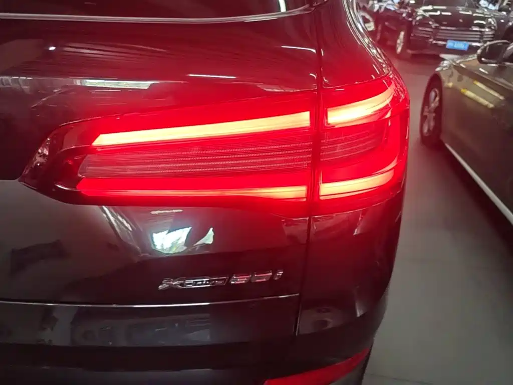 BMW X5 (Import) — миниатюра 8