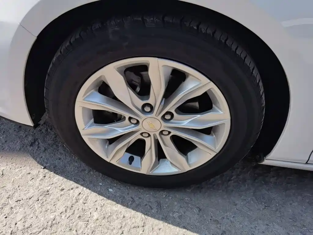 Chevrolet Malibu XL — миниатюра 23