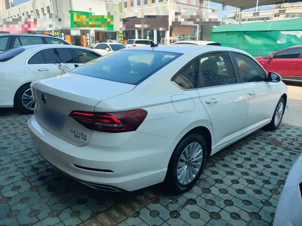 Volkswagen Lavida — миниатюра 7