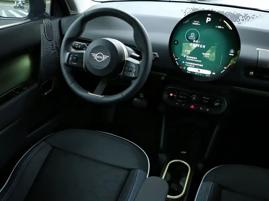 MINI MINI COOPER EV — миниатюра 26