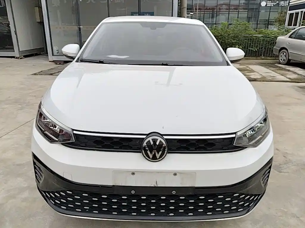 Volkswagen Lavida — миниатюра 3