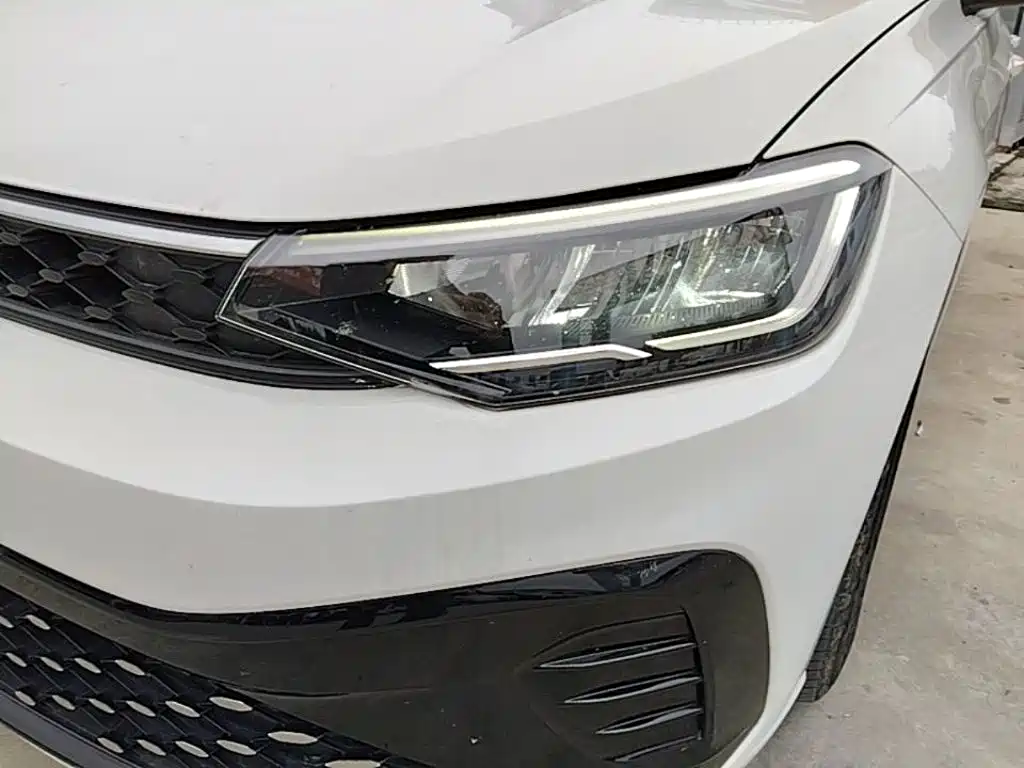 Volkswagen Lavida — миниатюра 24