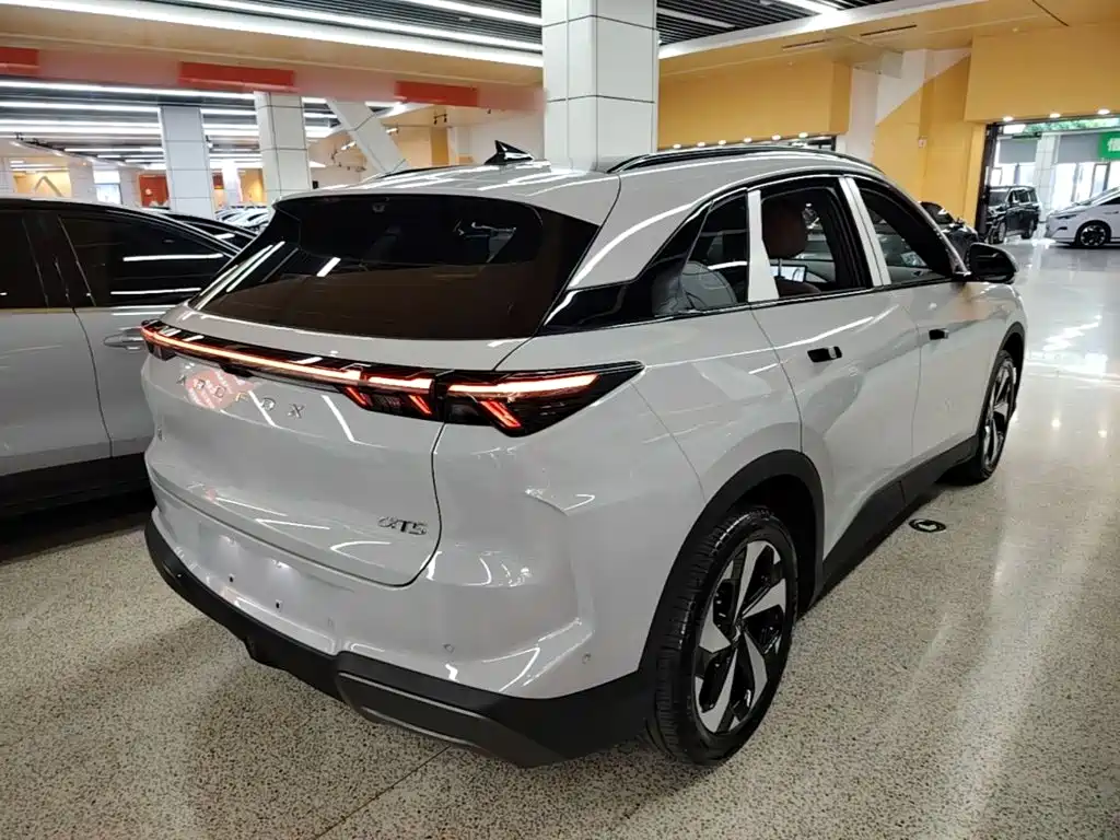 ARCFOX Alpha T5 — миниатюра 7