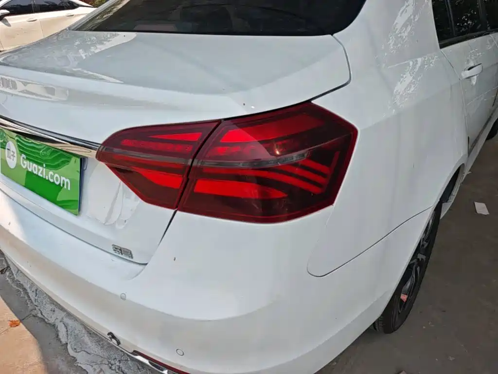 Geely Emgrand — миниатюра 8