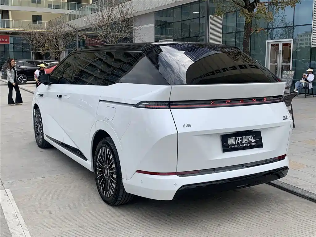 XIAOPENG X9