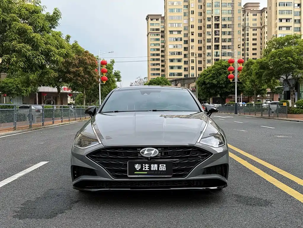 Hyundai Sonata — миниатюра 2