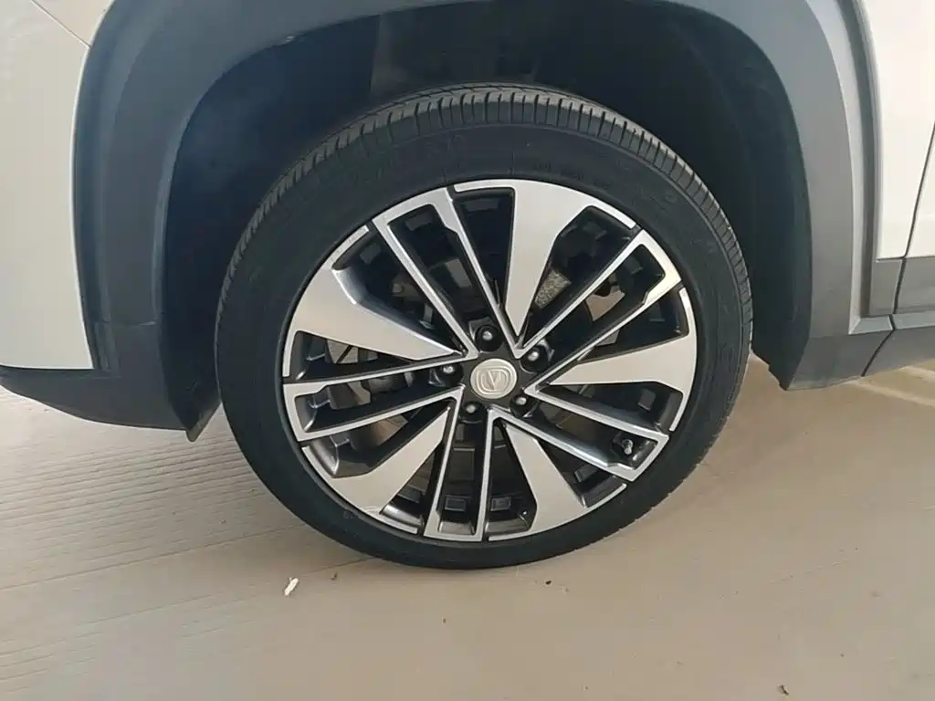Changan CS35PLUS — миниатюра 23
