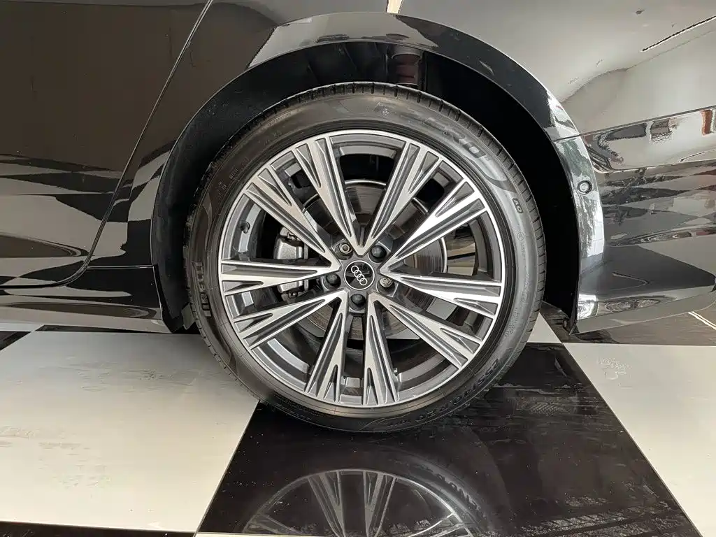 Audi A6L — миниатюра 11