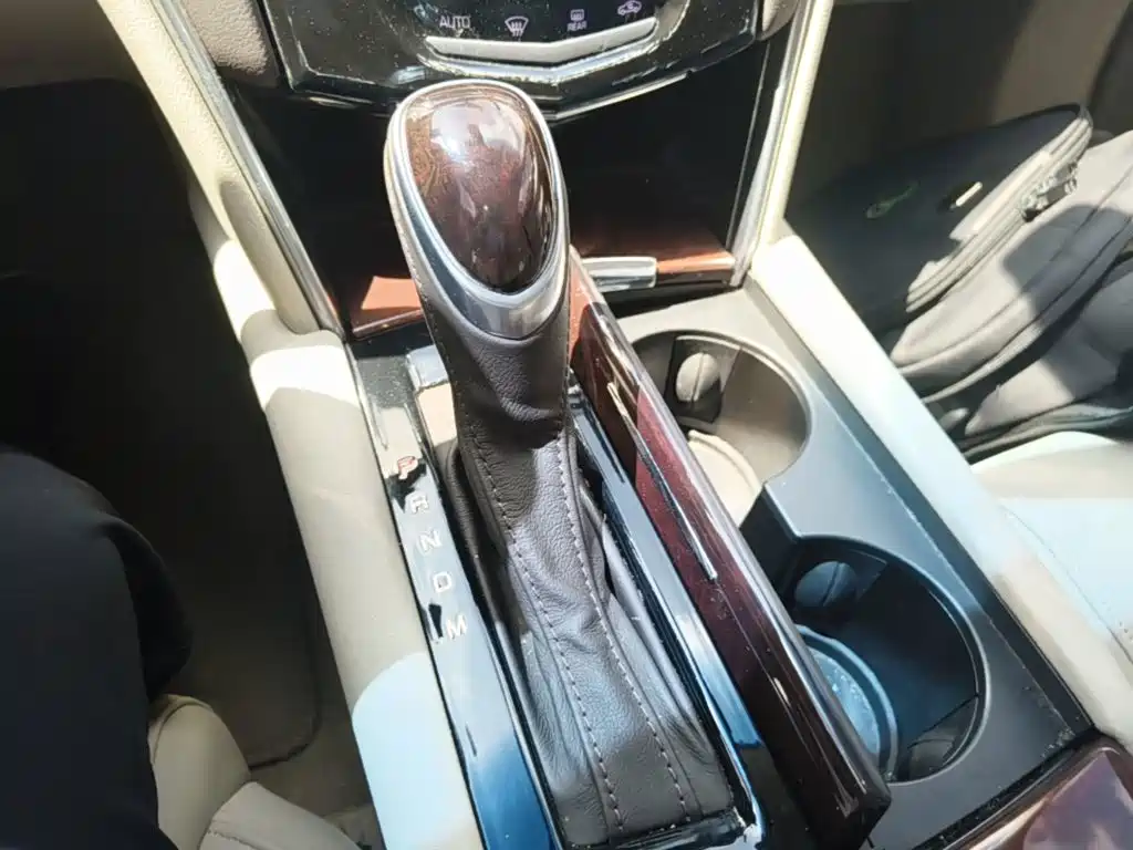 Cadillac XTS — миниатюра 14