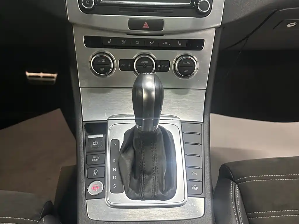 Volkswagen CC — миниатюра 8