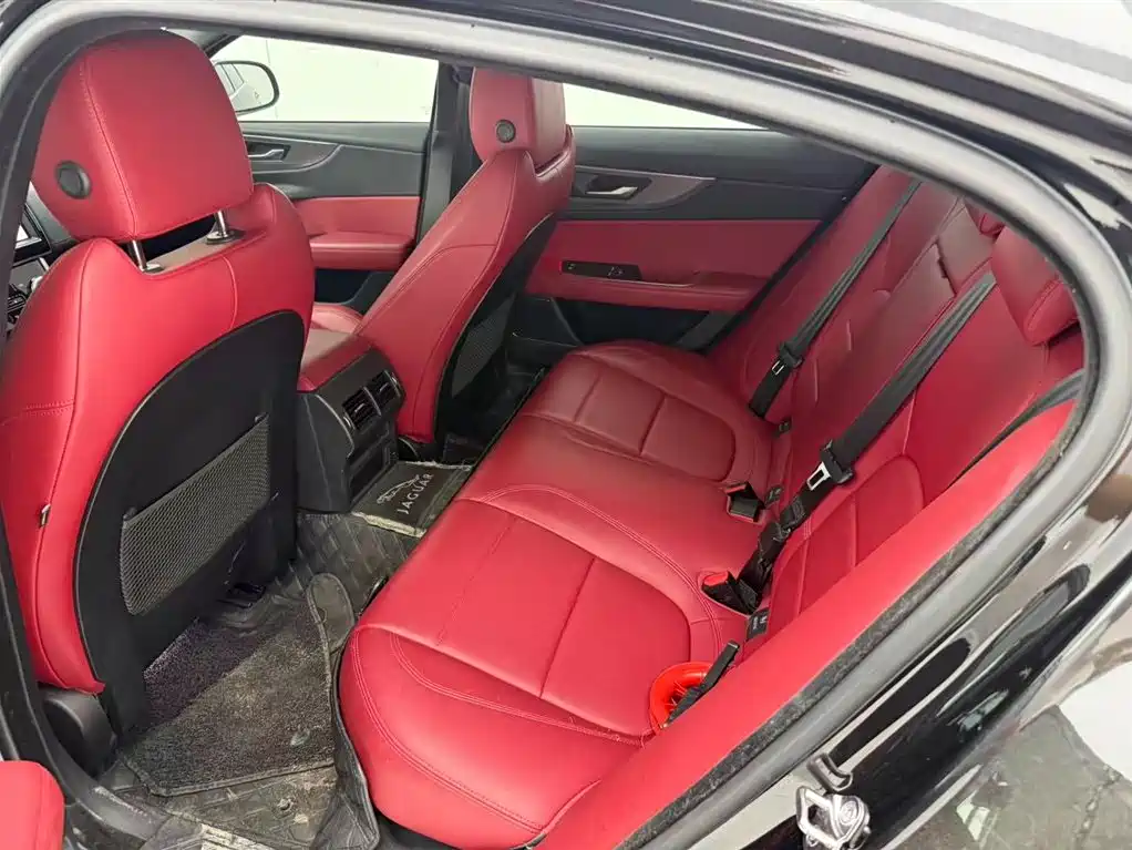 Jaguar XEL 2021 2.0T 250PS R-DYNAMIC S Sport