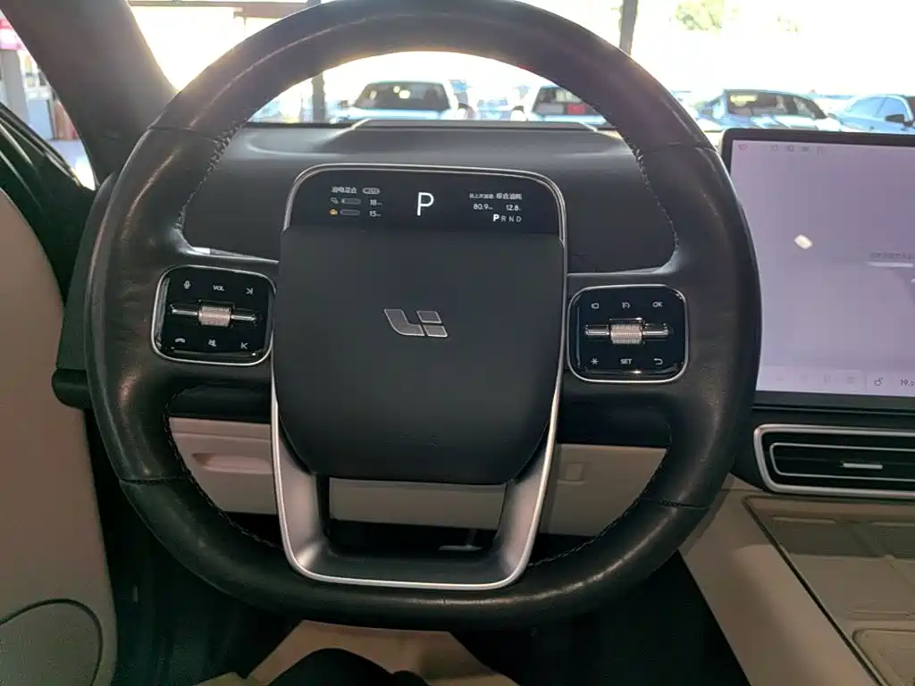 Li Auto Li L8 — миниатюра 11