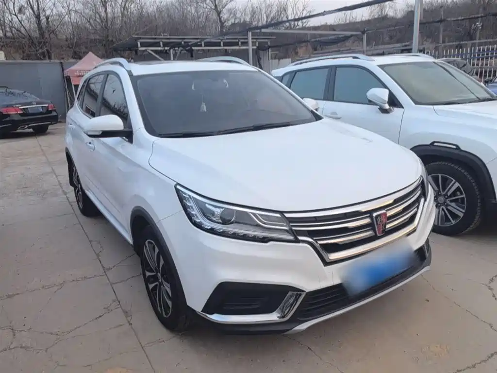 ROEWE RX3