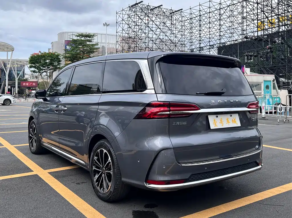 Roewe iMAX8 2021 400TGI Supreme
