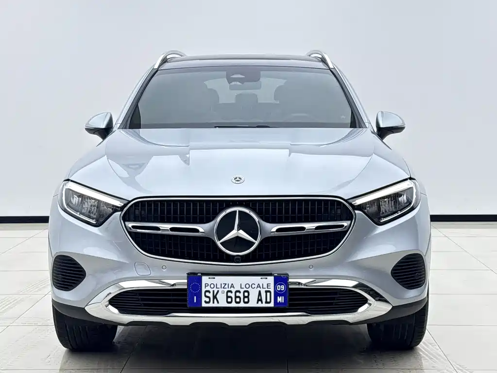 Mercedes-Benz GLC 2023 GLC 260 L 4MATIC 5 мест