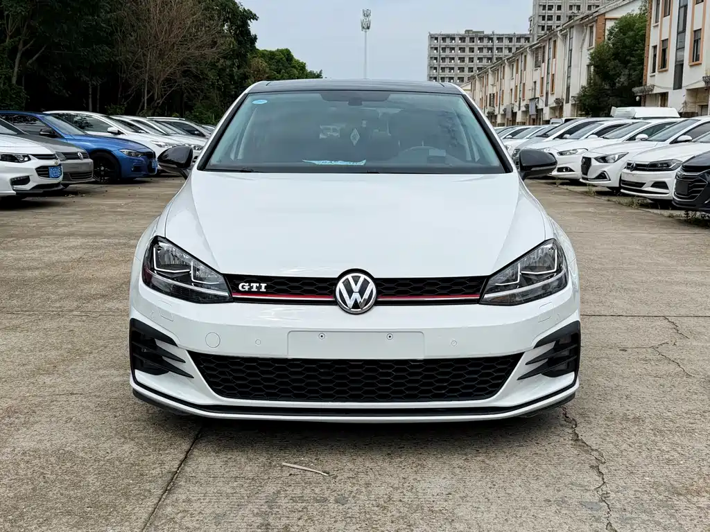 Volkswagen Golf — миниатюра 2