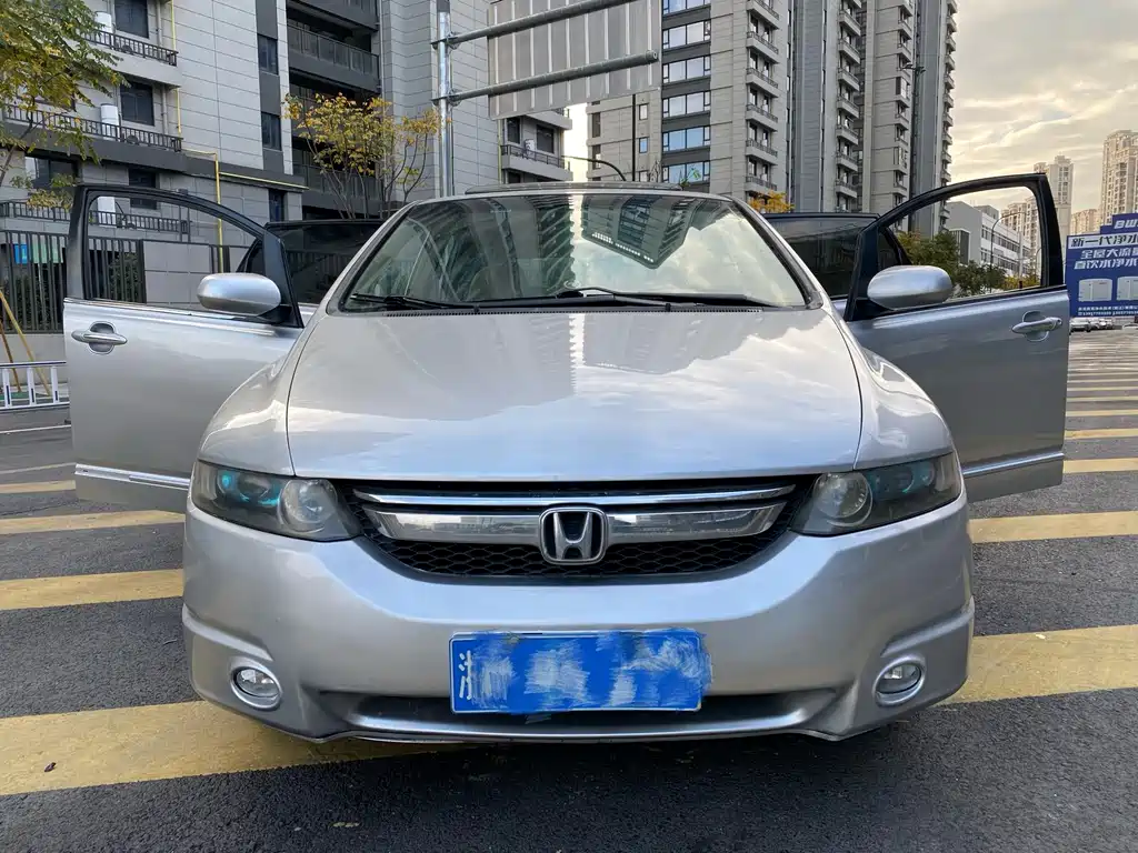 Купить Honda Odyssey