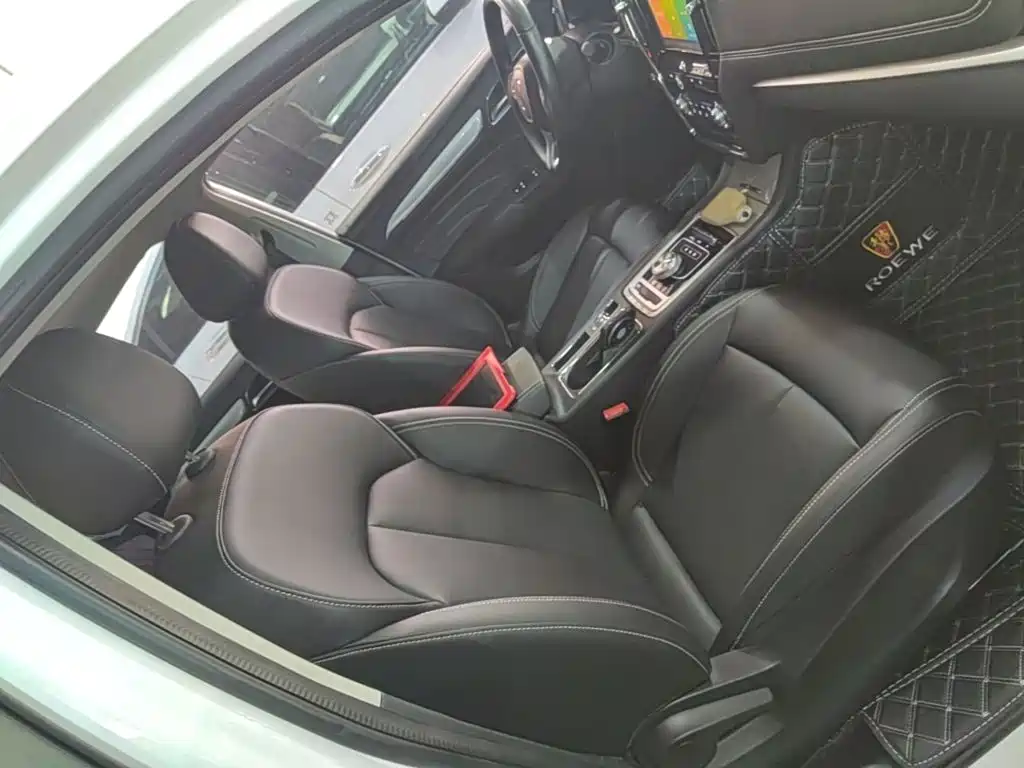 Roewe i6 New Energy — миниатюра 25